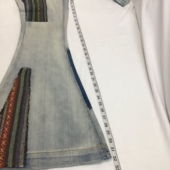 LF Tapestry Low Rise Bell Bottom Flare Leg Jeans New Size 27 - Picture 6 of 13